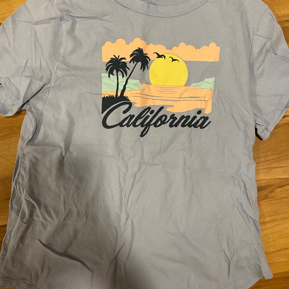 Lose and cute shirt